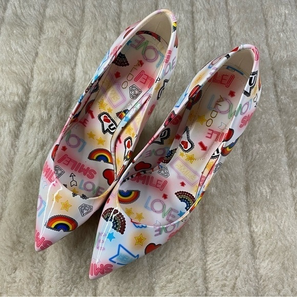𝅺ALDO Smile Emoji Heels - Picture 4 of 8